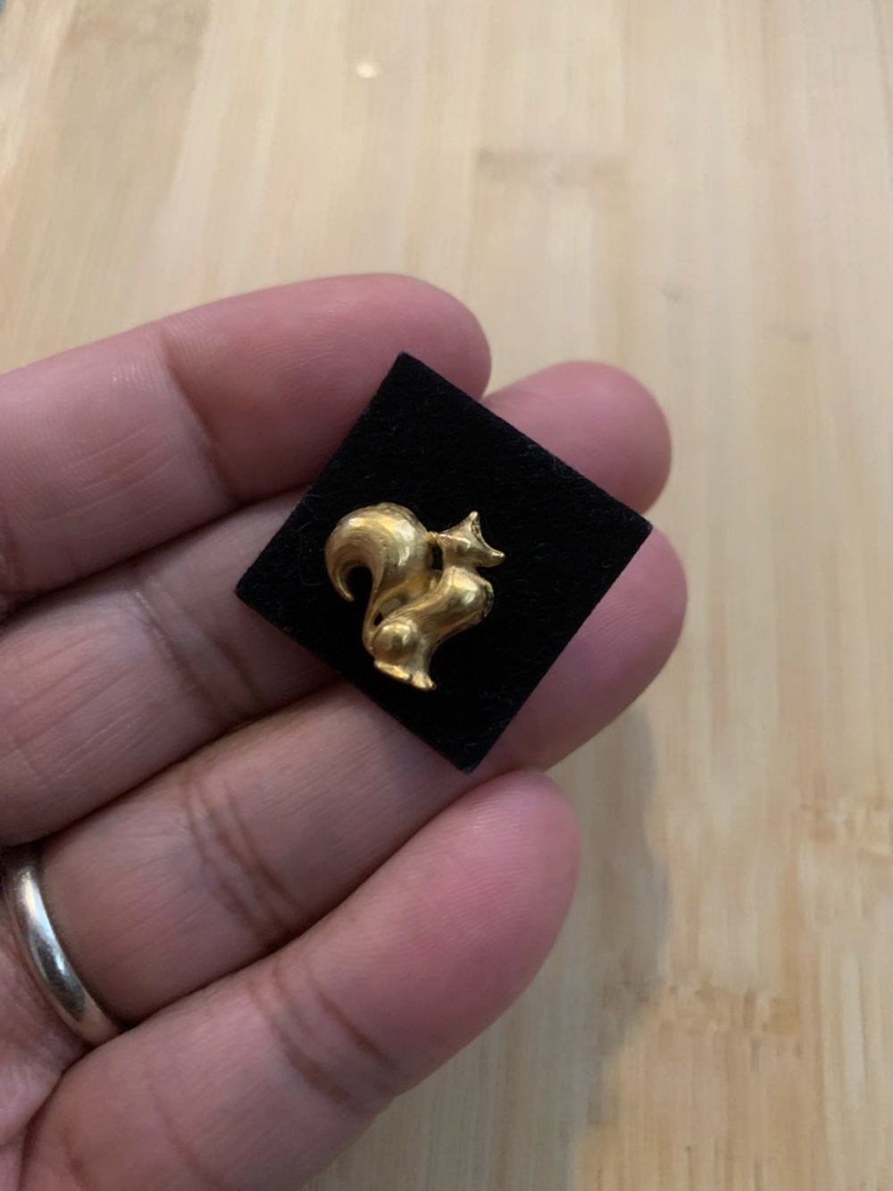Vintage Gold Cat Pin Brooch